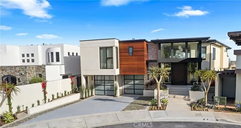 MLS: OC26071269