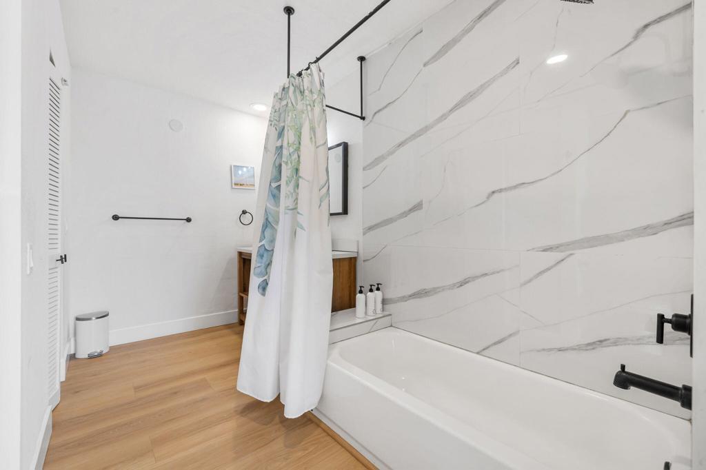 Victoria Park/Vista Norte - Residential Lease