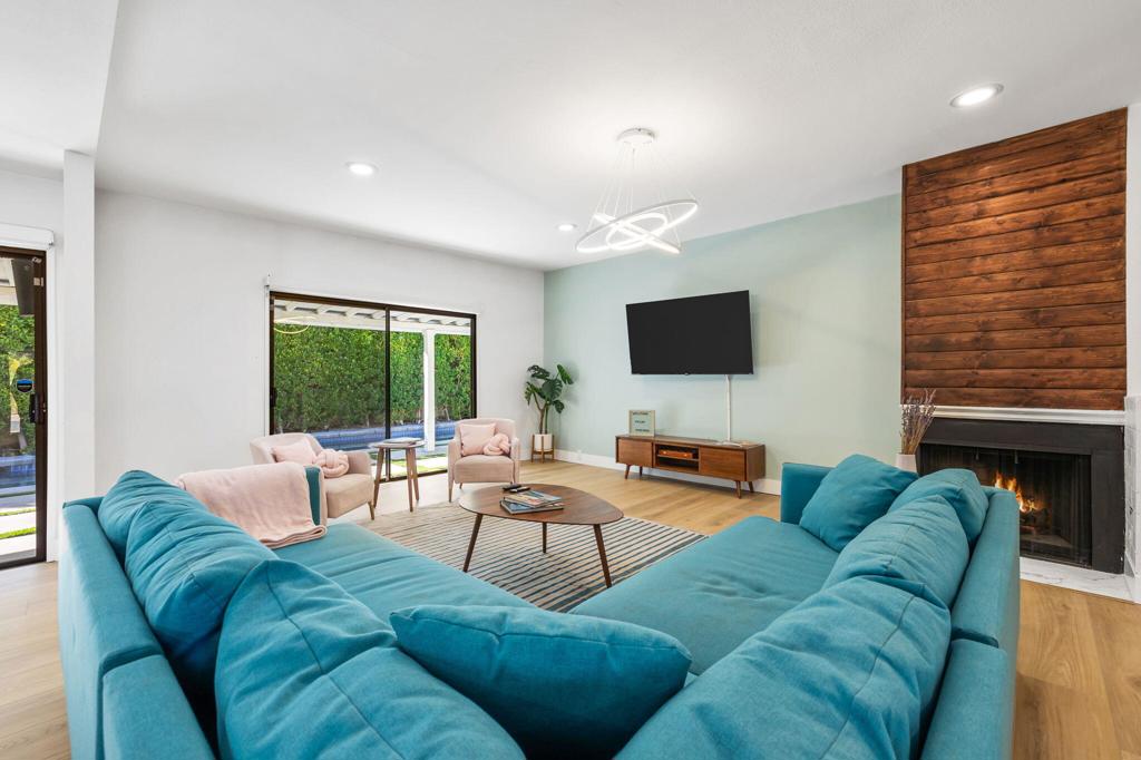 Victoria Park/Vista Norte - Residential Lease