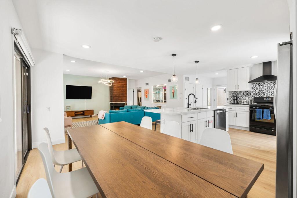 Victoria Park/Vista Norte - Residential Lease