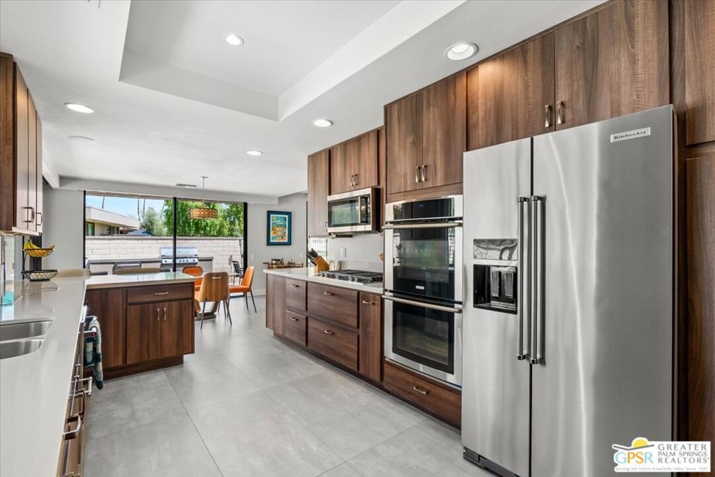 The Springs Country Club - Residential