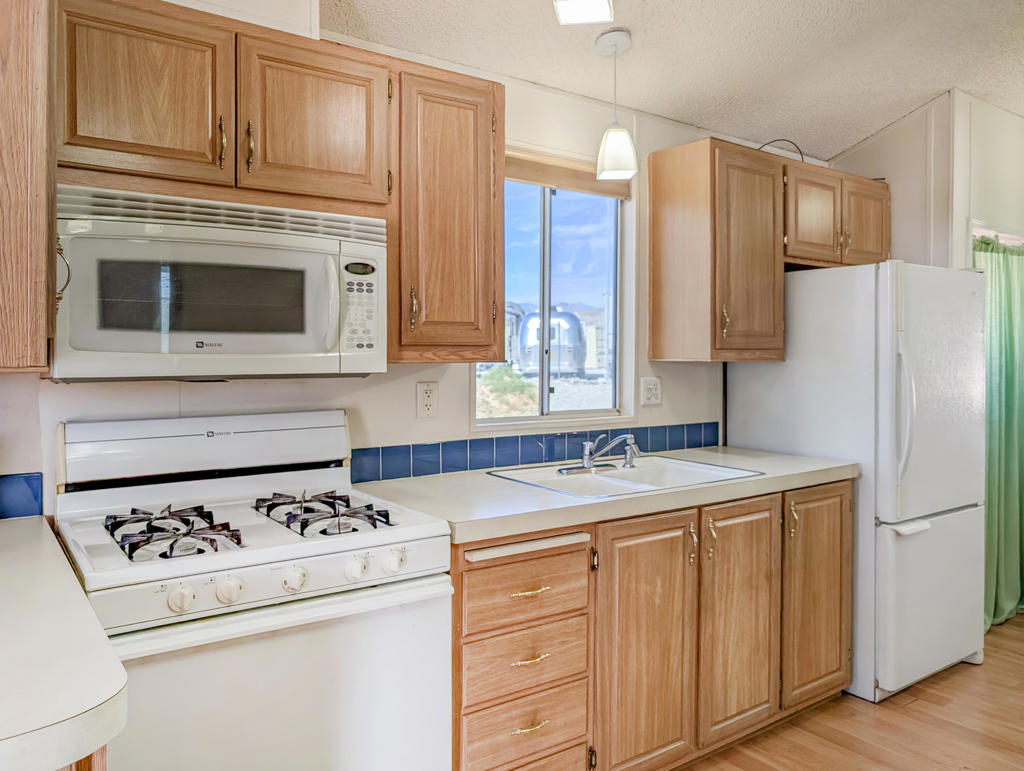 Not Applicable-1 - Manufactured In Park