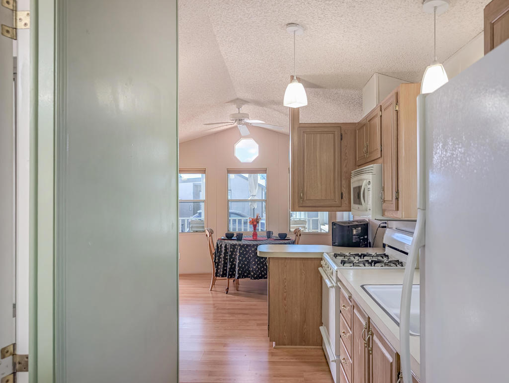 Not Applicable-1 - Manufactured In Park