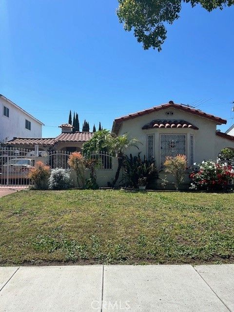 2416 W 80th Street Inglewood CA 90305
