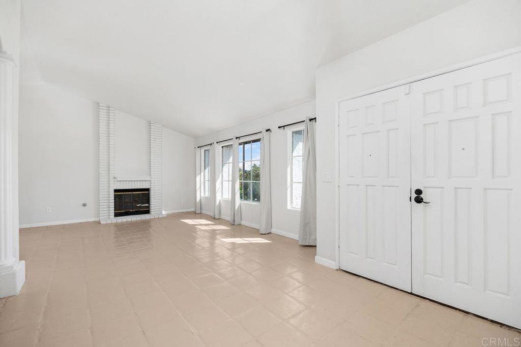 1402 Village View Road