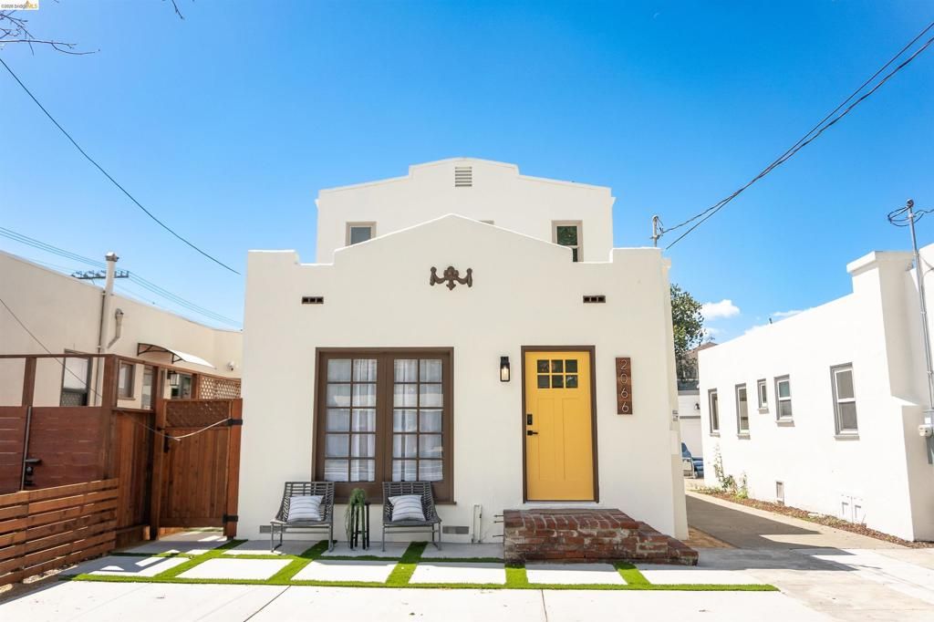 Photo of 2066 Encinal Ave, Alameda, CA 94501 (MLS # 41130796)