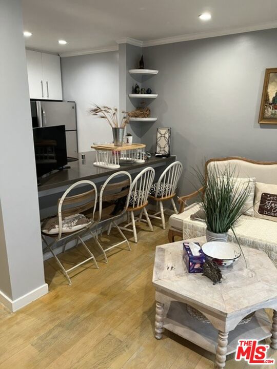 141 S Clark Drive 315