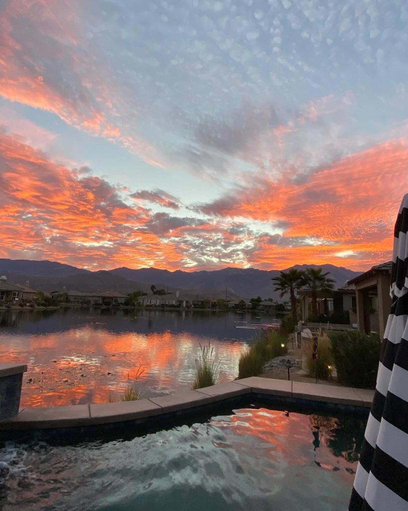 Welcome to Mission Shores in Sunny Rancho Mirage! This lake front home has 3 bedrooms, and 3 full baths, spacious Great room with a fireplace and wet bar! There is an island kitchen that is fully stocked! there are lake and mountain views from every direction! And you do not want to miss the sunset views from this great home! Just bring your tooth brush and clothes, everything else will be waiting for you. 30 Day minimum. November and December $5800/mo. January, February, March, April $6800/mo.