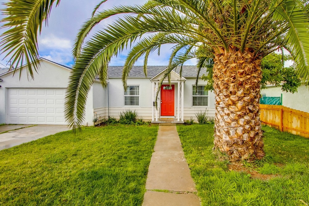 Beautifully upgraded home located in north Chula Vista which offers a variety of upgrades including newer roof, kitchen with granite countertops, white cabinetry & stainless steel appliances. This home also offers new water heater, garage door, newer flooring, renovated bathrooms and dual-pane windows throughout. Huge private back yard great for entertaining or relaxing with built in BBQ, citrus and avocado trees. Located near schools, shopping centers, restaurants and easy freeway access.. Neighborhoods: Chula Vista Equipment: Garage Door Opener, Range/Oven Other Fees: 0 Sewer: Sewer Connected Topography: LL