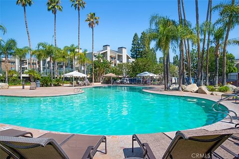 21400 Burbank Boulevard 313 Woodland Hills CA 91367