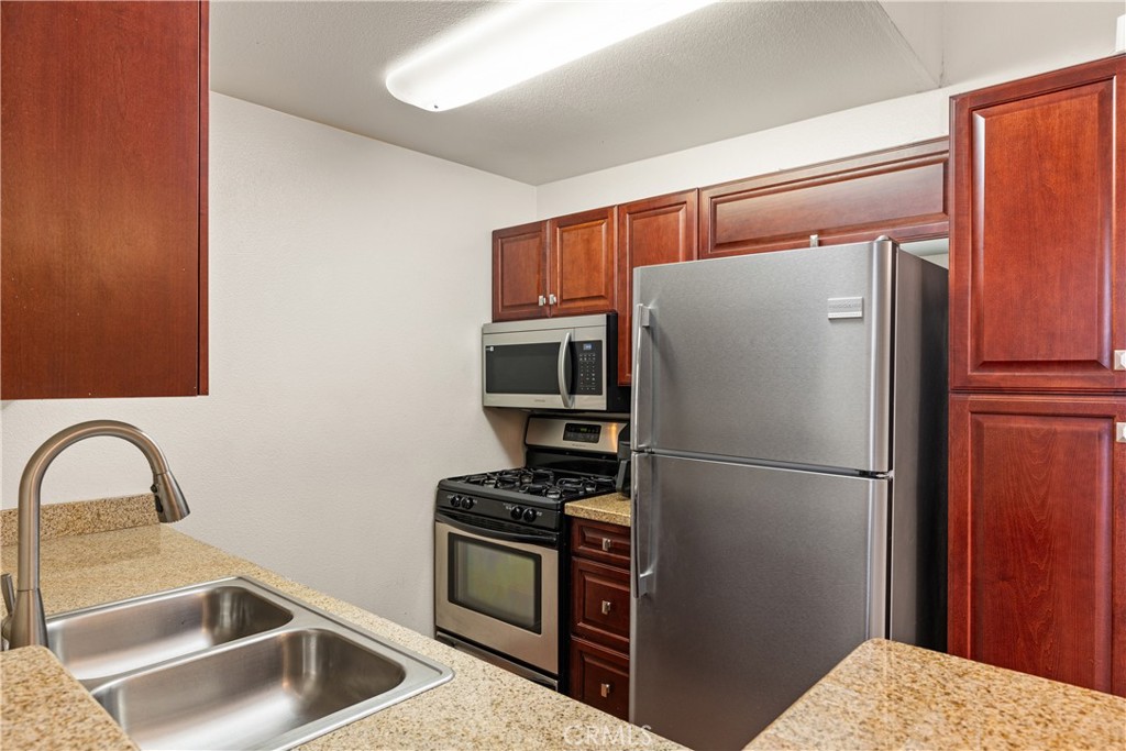 21400 Burbank Boulevard 313