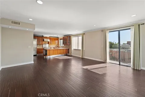 152 S Oakhurst Drive Unit 304, Beverly Hills, CA 90212 - MLS#: SR26024600