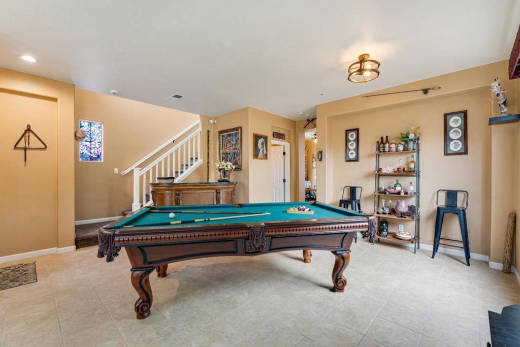 75 Paseo Drive