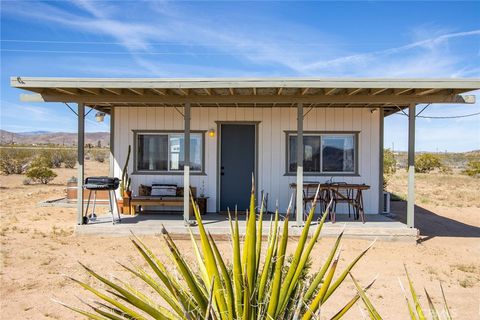 Photo of 2128 N Sage Avenue, Landers, CA 92285 (MLS # JT26065482)