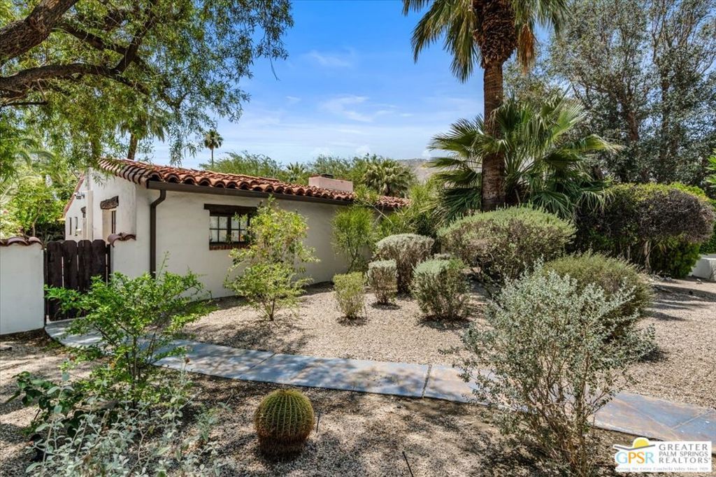 listing image 130722543617308598598