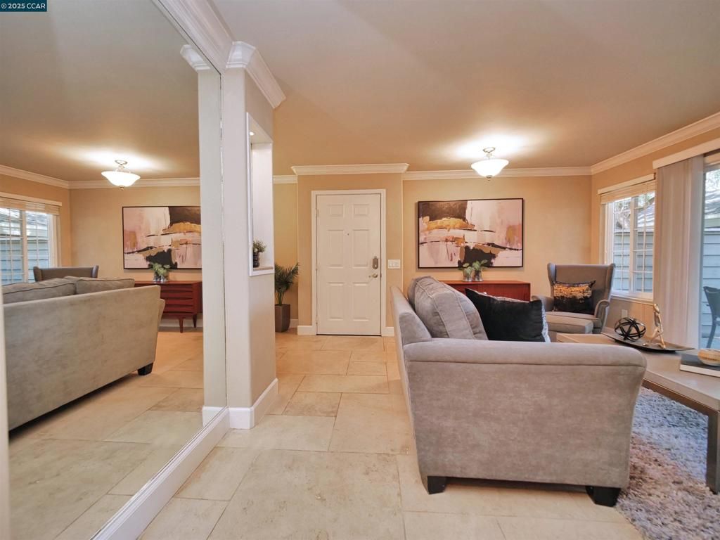 listing image 130723041165676413381