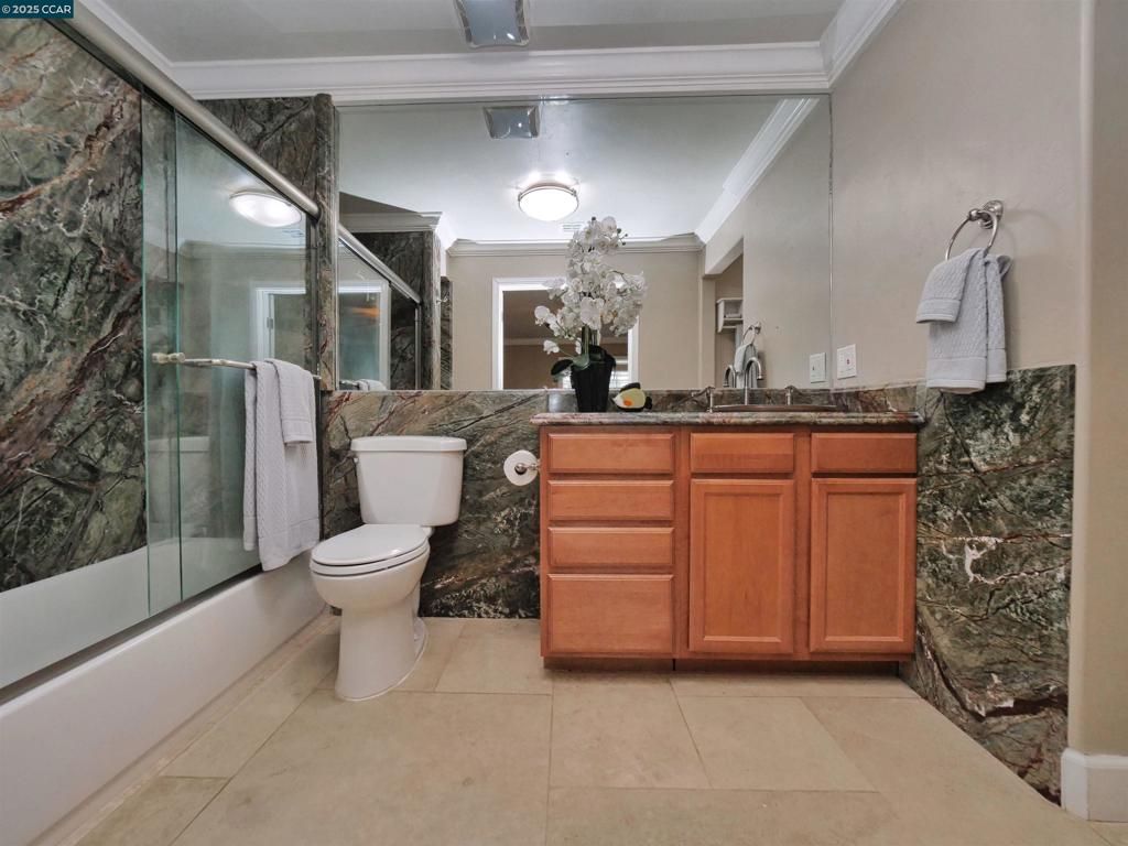 listing image 130728904053217103470