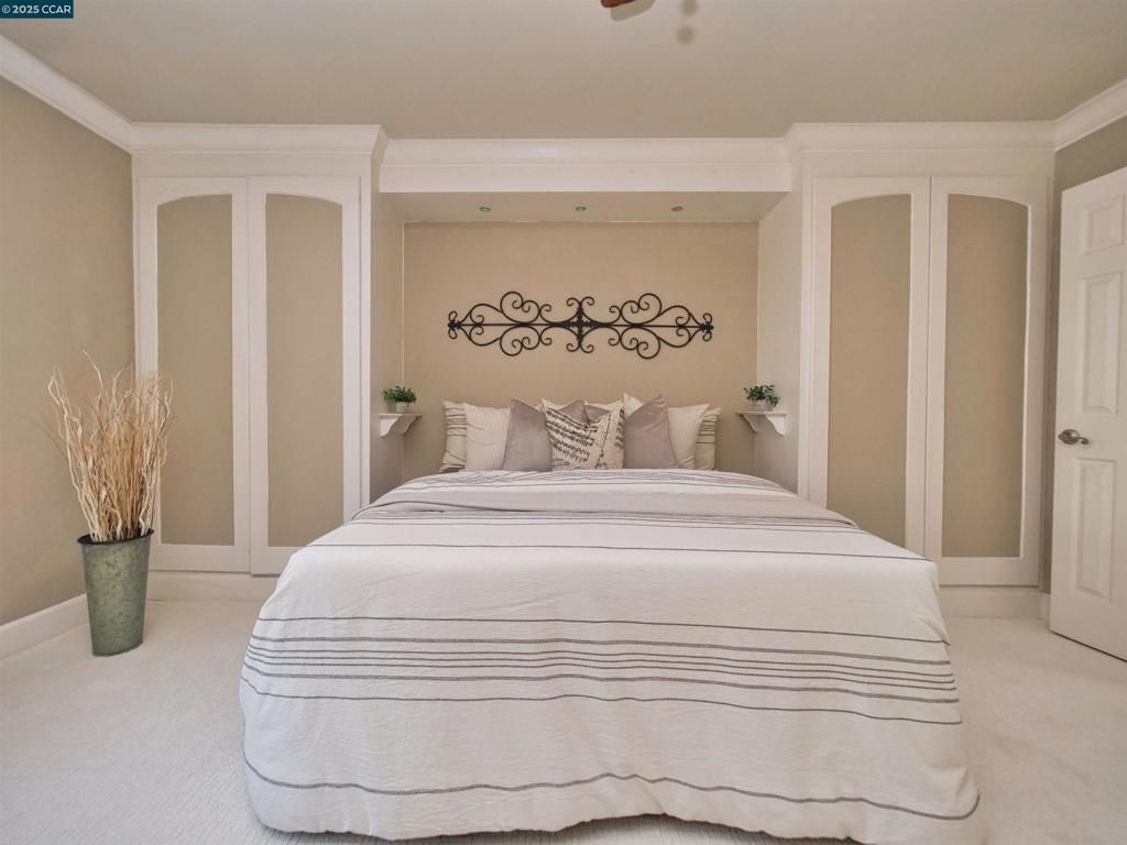 listing image 130727264836010460541