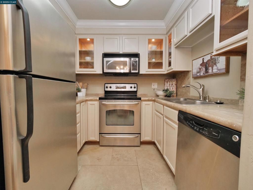 listing image 130729982007303456182