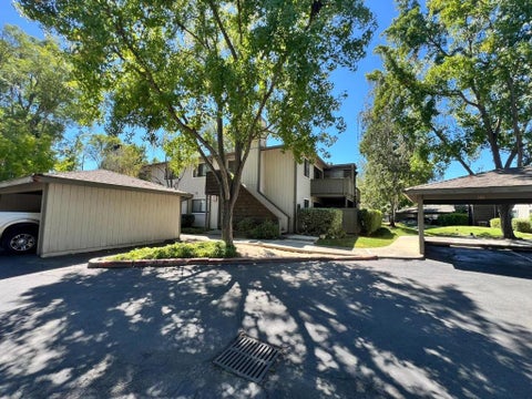 Photo of 165 La Crosse Drive, Morgan Hill, CA 95037 (MLS # ML82059772)