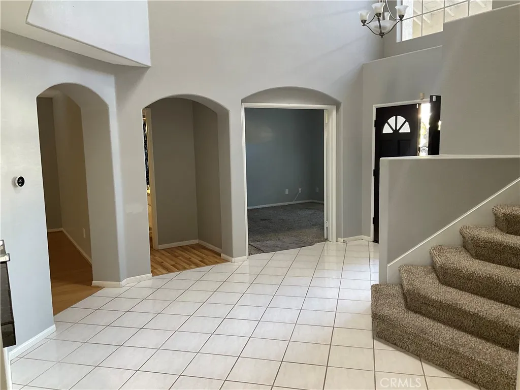 Temecula, California 92591, United States, 5 Bedrooms Bedrooms, ,4 BathroomsBathrooms,Residential,Active,256545