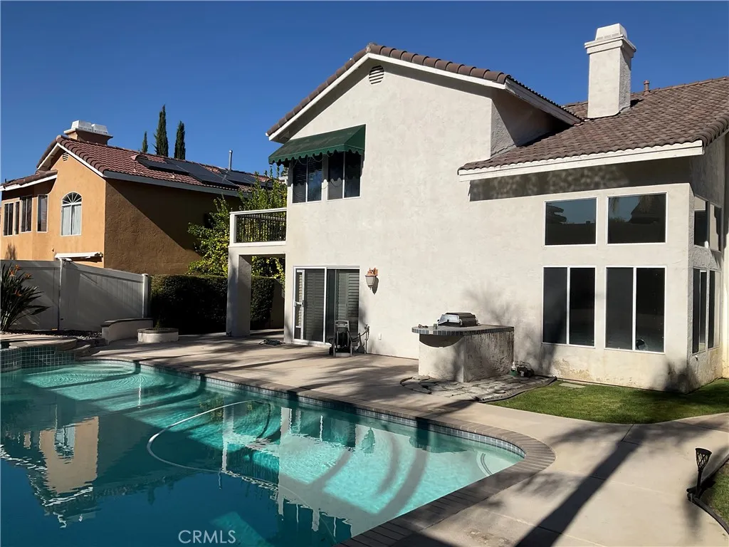 Temecula, California 92591, United States, 5 Bedrooms Bedrooms, ,4 BathroomsBathrooms,Residential,Active,256545