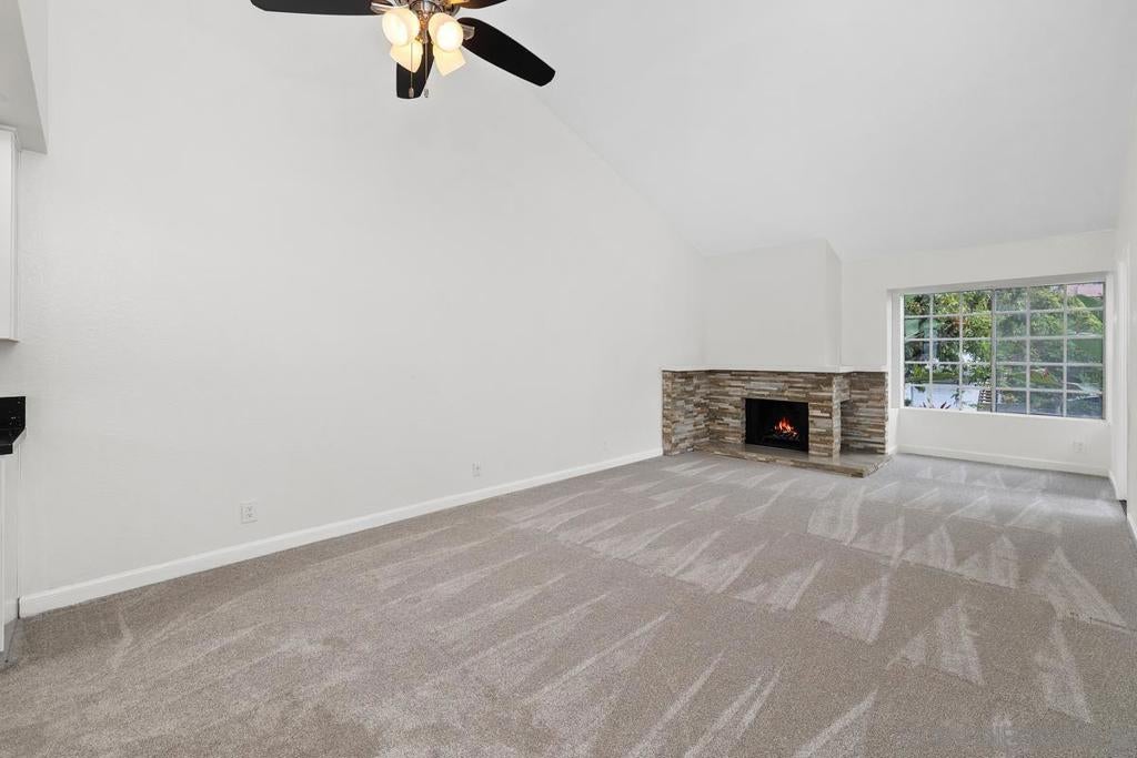 4054 Nobel Drive 204
