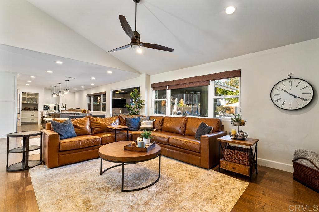6658 Belle Haven Dr