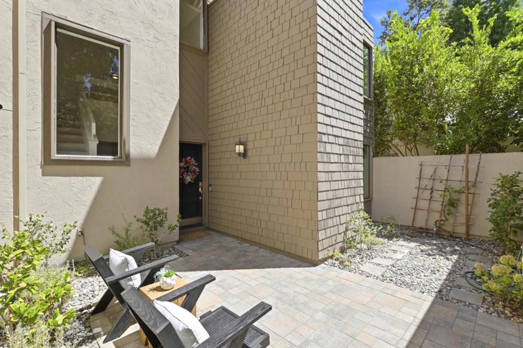 1713 Sandy Creek Lane