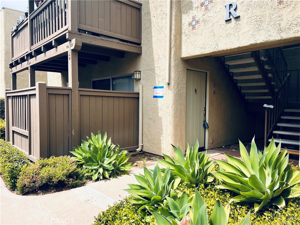 1345 Cabrillo Park Drive R05