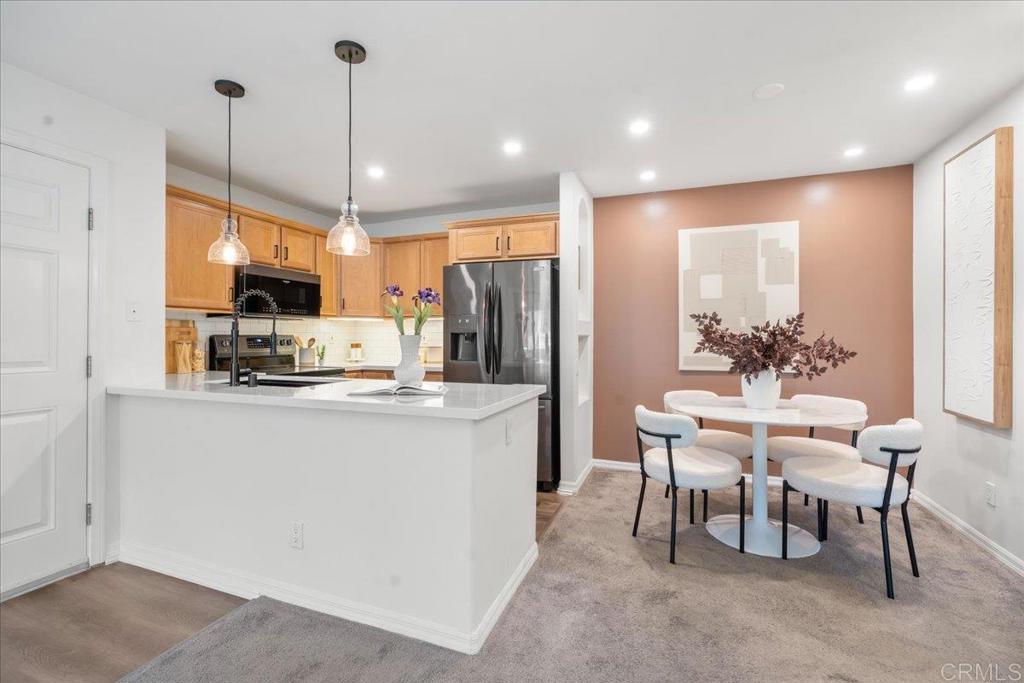 5404 Balboa Arms Dr 469