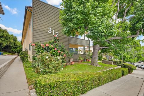 Photo of 312 Raymondale DR, South Pasadena, CA 91030 (MLS # WS26143738)