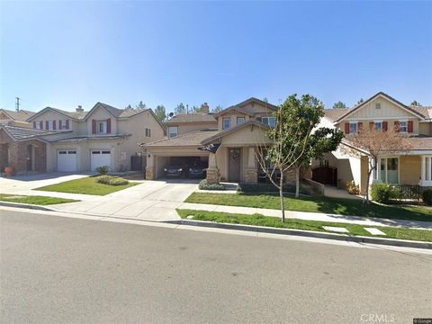 Photo of 25031 Pine Mountain Ter, Corona, CA 92883 (MLS # PW25261043)