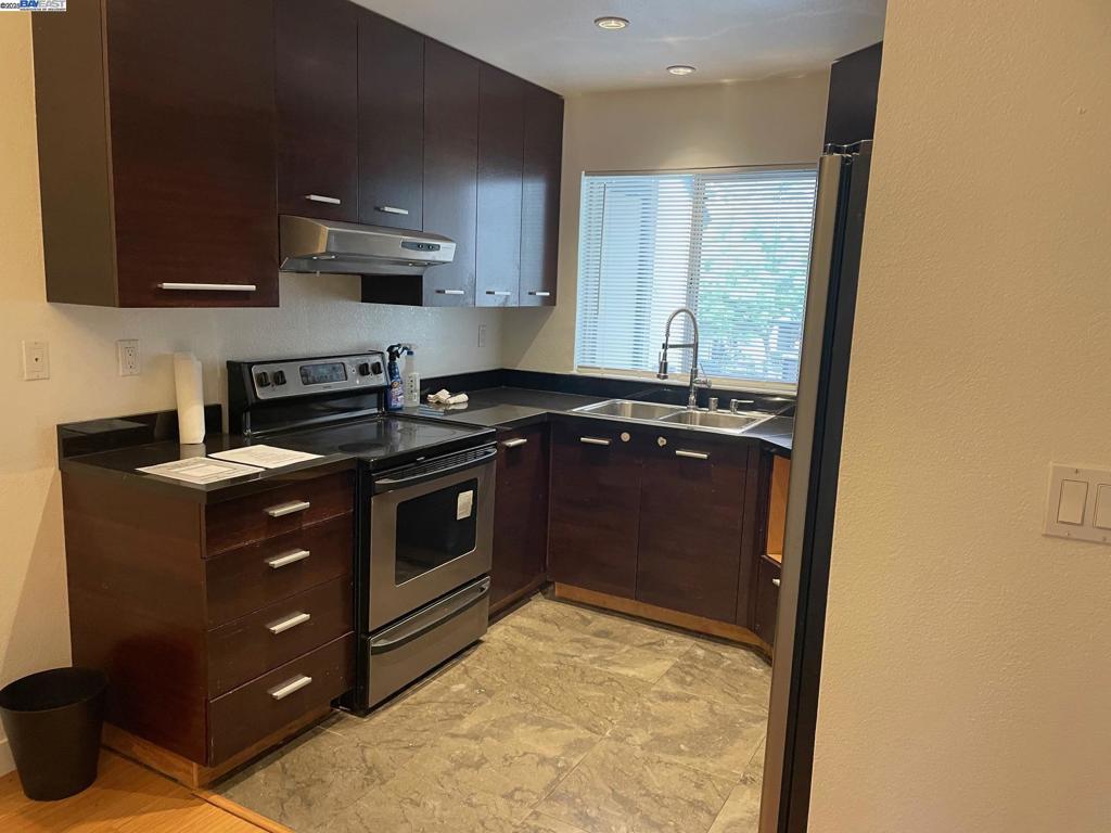 SUGAR SPRINGS - Residential