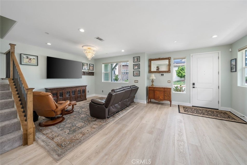1225 Sponza Dr 1