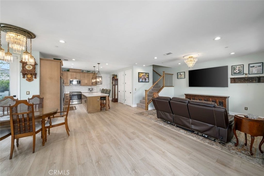 1225 Sponza Dr 1