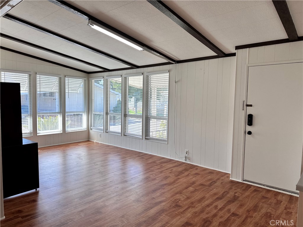 14055 Lake View Drive