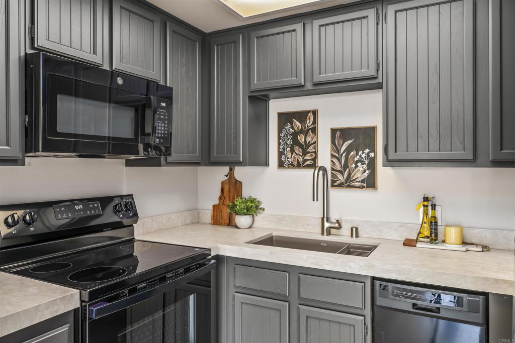 1508 Circa Del Lago Boulevard B204