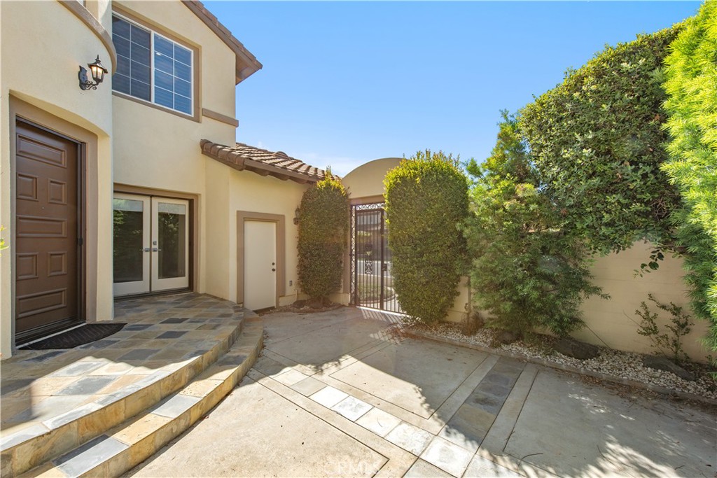 6 Westchester Court