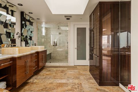 Tiny photo for 1825 Ocean Drive, Oxnard, CA 93035 (MLS # 26634609)