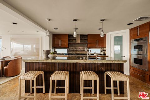 Tiny photo for 1825 Ocean Drive, Oxnard, CA 93035 (MLS # 26634609)