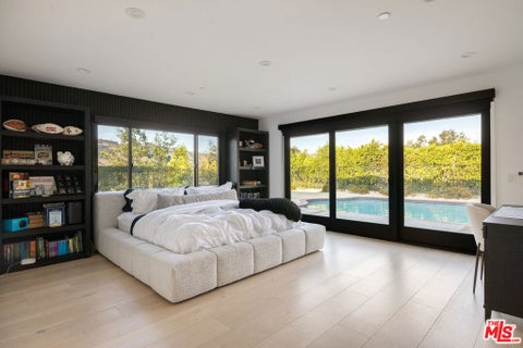 Tiny photo for 1396 Kingsboro Court, Westlake Village, CA 91362 (MLS # 26861889)