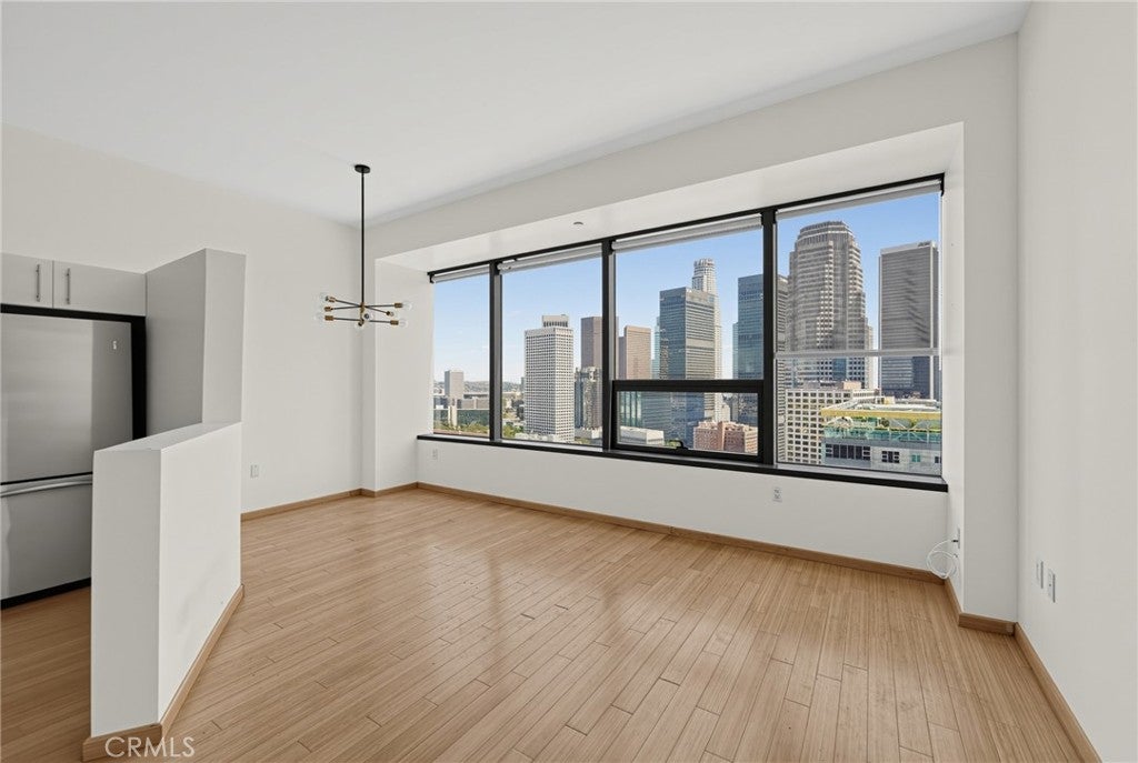 1100 Wilshire Boulevard 2207