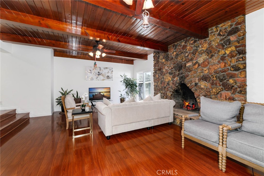 235 S Azusa