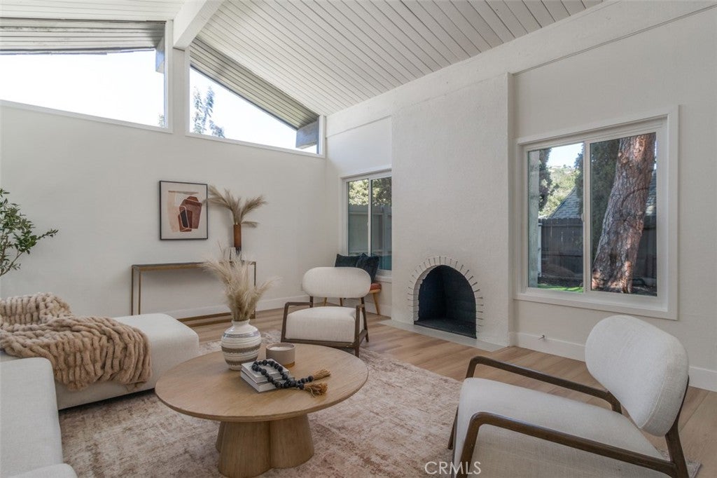 19322 Saylor Terrace