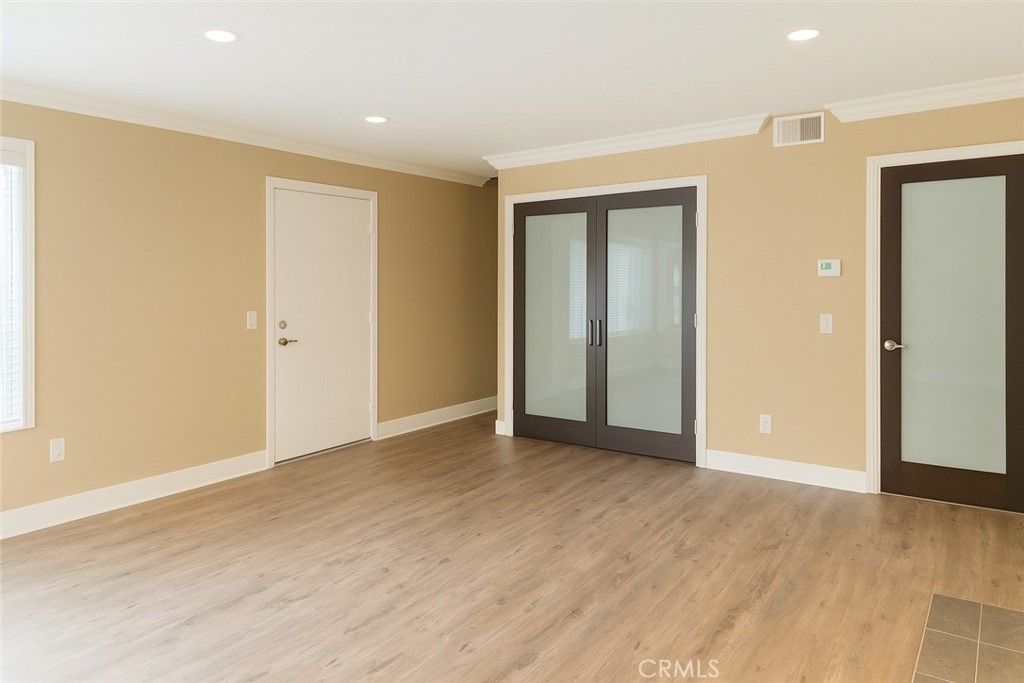 Photo of 18408 Hatteras St #19, Tarzana, CA 91356 (MLS # TR26045141)
