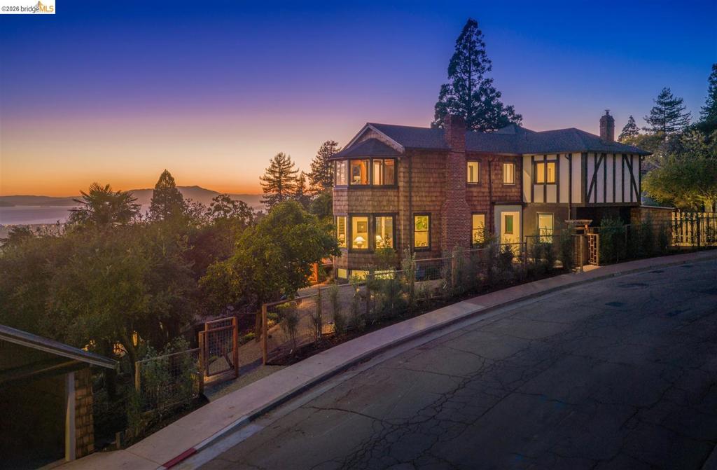 1514 La Loma Ave