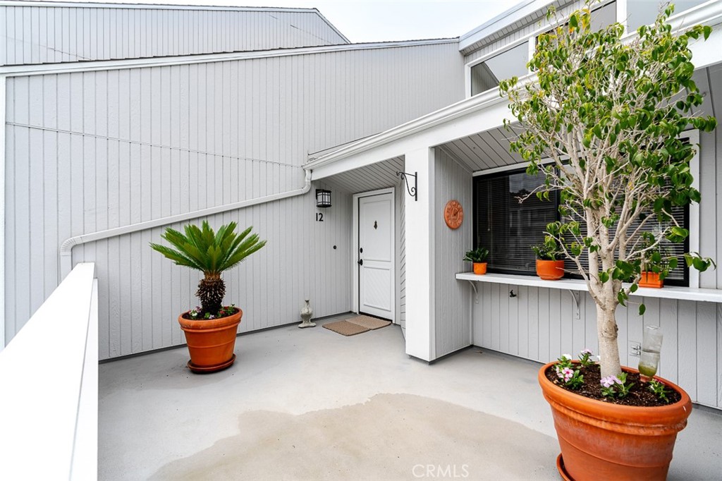12 Barlovento Court