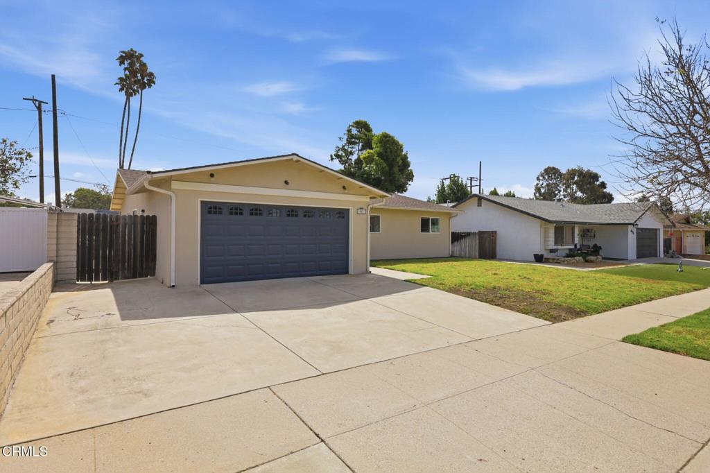482 Mackay Avenue