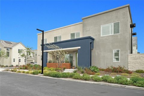 Photo of 27014 Declaration RD, Valencia, CA 91381 (MLS # CV26099929)